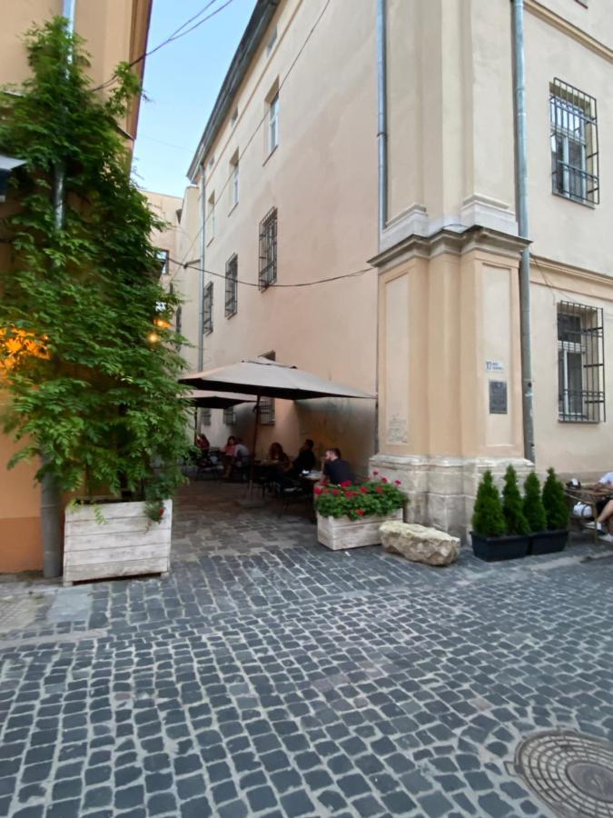 Квартира В Центрі На Вулиці Лесі Українки 19 Lviv Dış mekan fotoğraf